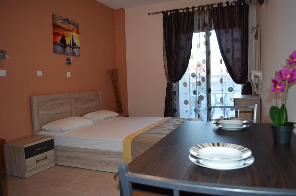 Thassos Grand Villas Apartments & Studios 利迈纳里亚 客房 照片