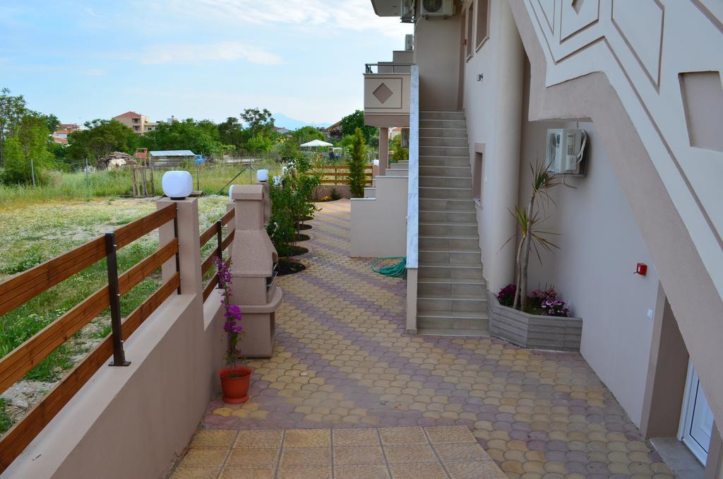 Thassos Grand Villas Apartments & Studios 利迈纳里亚 外观 照片