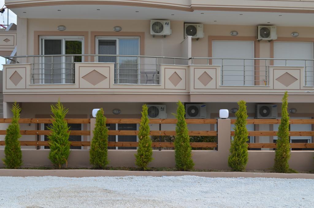 Thassos Grand Villas Apartments & Studios 利迈纳里亚 外观 照片