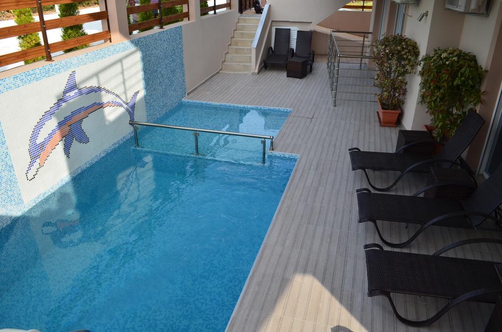 Thassos Grand Villas Apartments & Studios 利迈纳里亚 外观 照片
