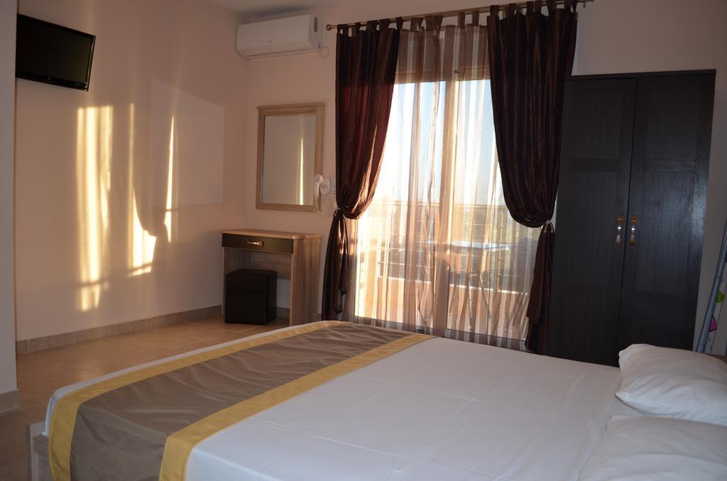 Thassos Grand Villas Apartments & Studios 利迈纳里亚 外观 照片